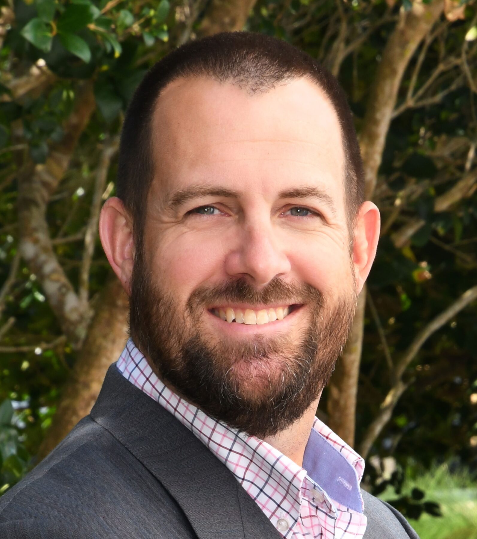 DanMoyer Headshot (1) (1)