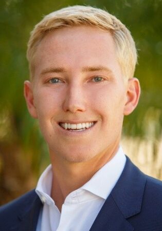 Tom Johnson Headshot